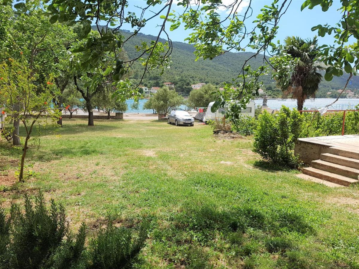 Auto Camp On The Beach - Grebaštica Εξωτερικό φωτογραφία