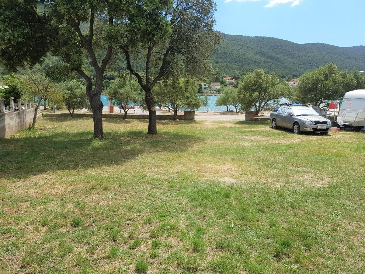 Auto Camp On The Beach - Grebaštica Εξωτερικό φωτογραφία