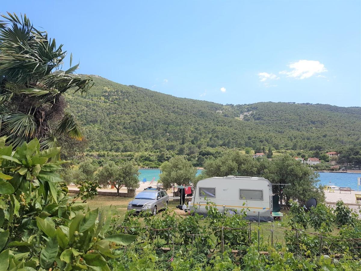 Auto Camp On The Beach - Grebaštica Εξωτερικό φωτογραφία