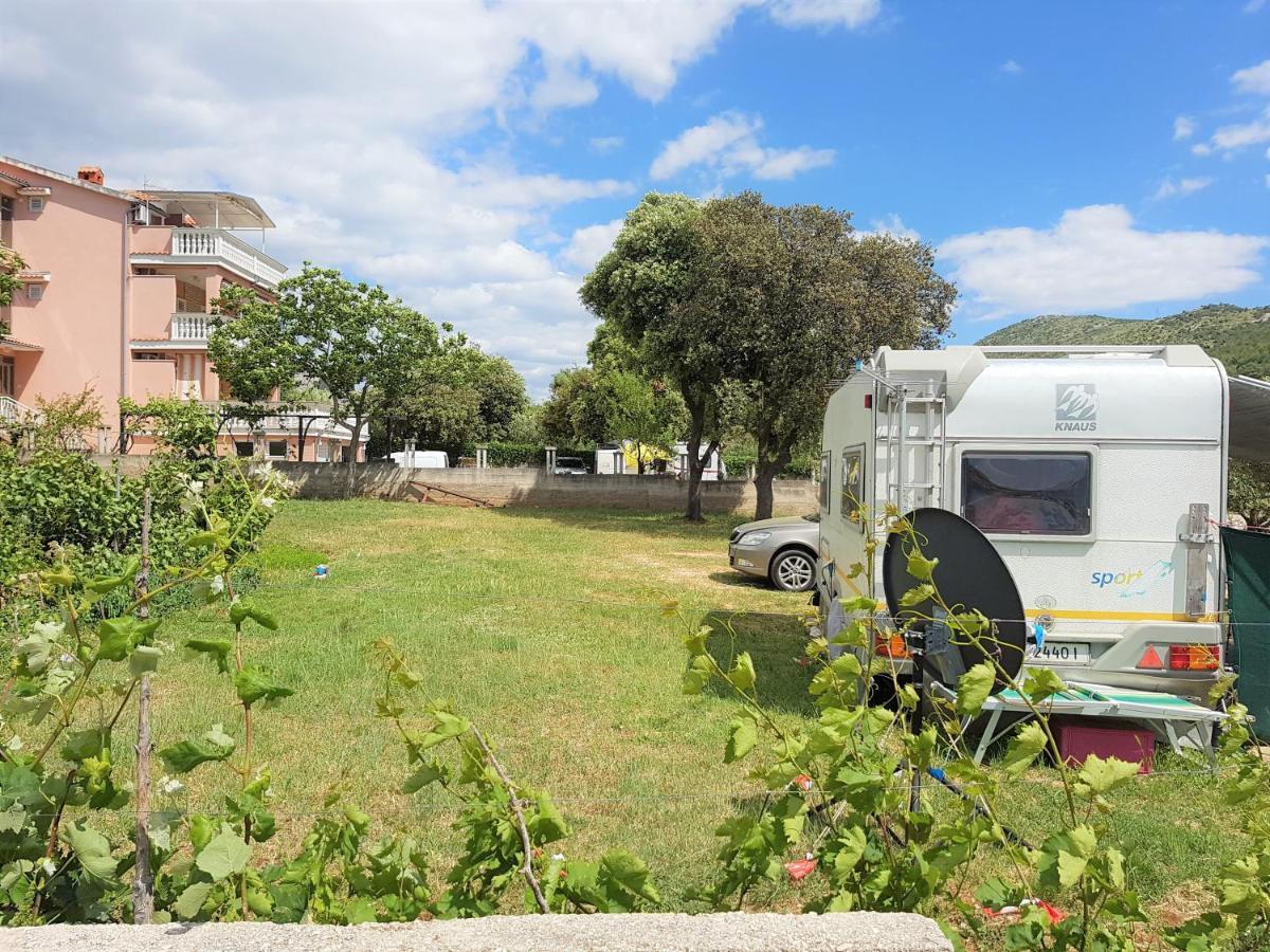 Auto Camp On The Beach - Grebaštica Εξωτερικό φωτογραφία